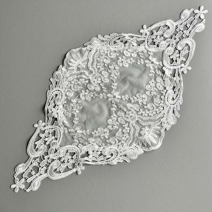 【送料無料レース】フレンチレース テーブルセンター 50cm