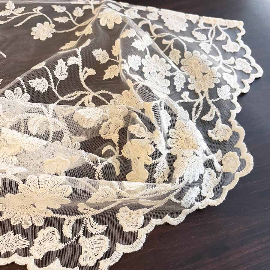 4サイズ展開 Cotton Flower カフェカーテン 高さ30×幅120cm ベージュ