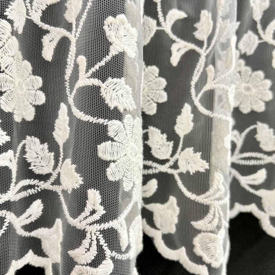 4サイズ展開 Cotton Flower カフェカーテン 高さ30×幅120cm ベージュ