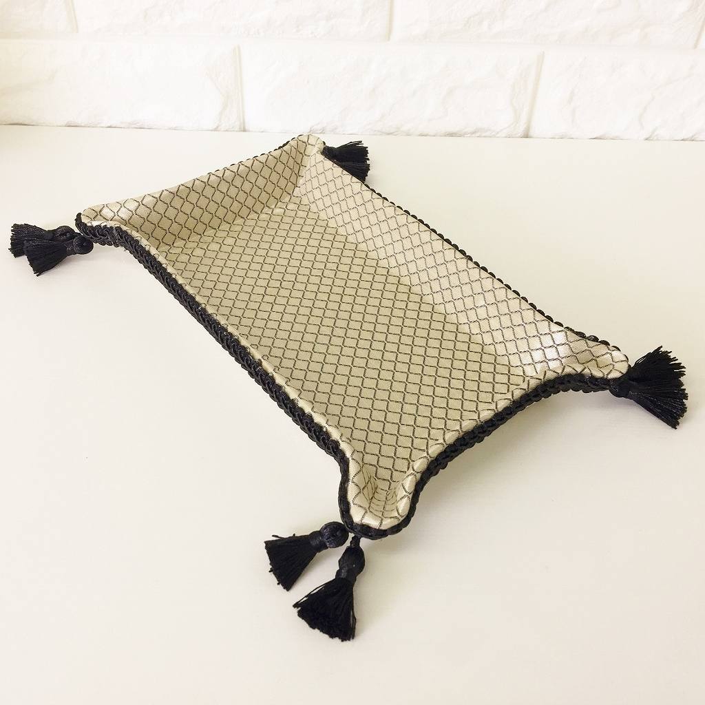 ジェニファーテイラー トレイ Givet Jennifer Taylor