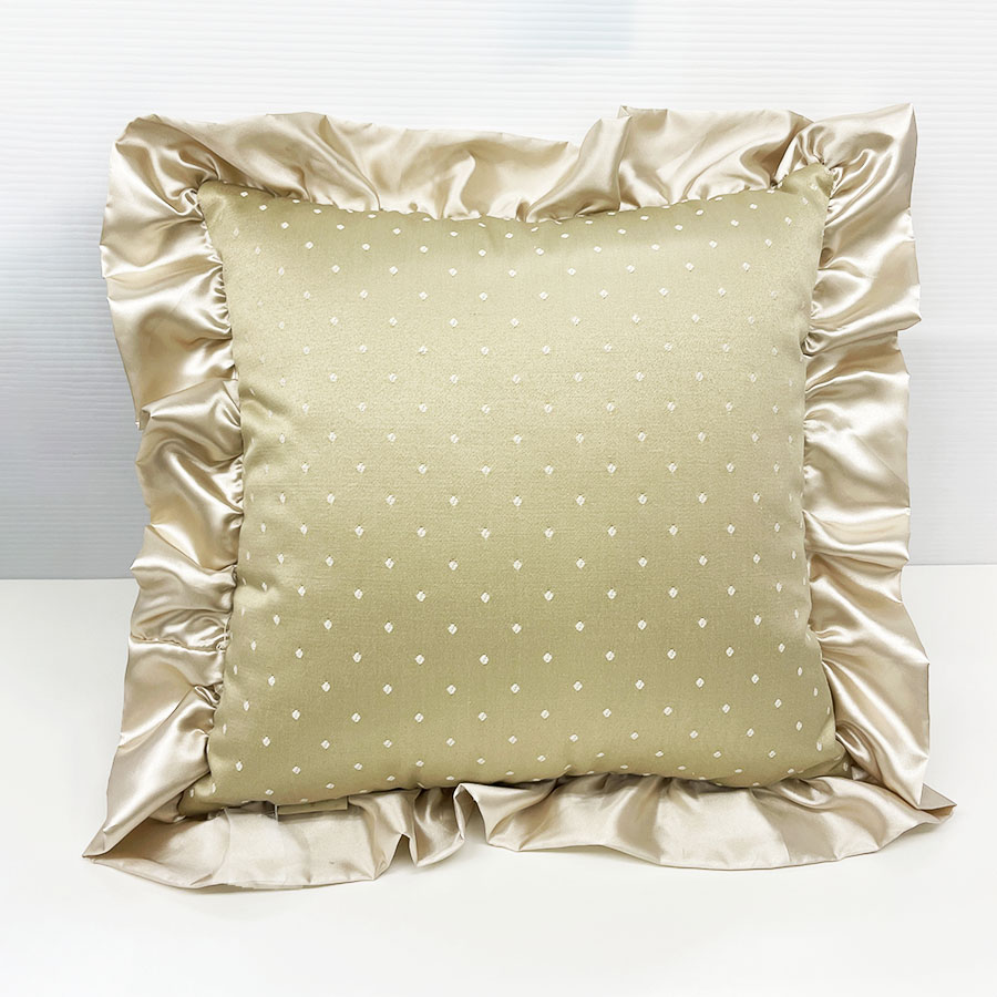 ジェニファーテイラー クッション 40x40cm フリル Heirloom Jennifer Taylor 32108CU