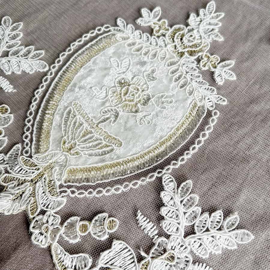 【送料無料レース】フレンチ レース テーブルセンター 40x76cm