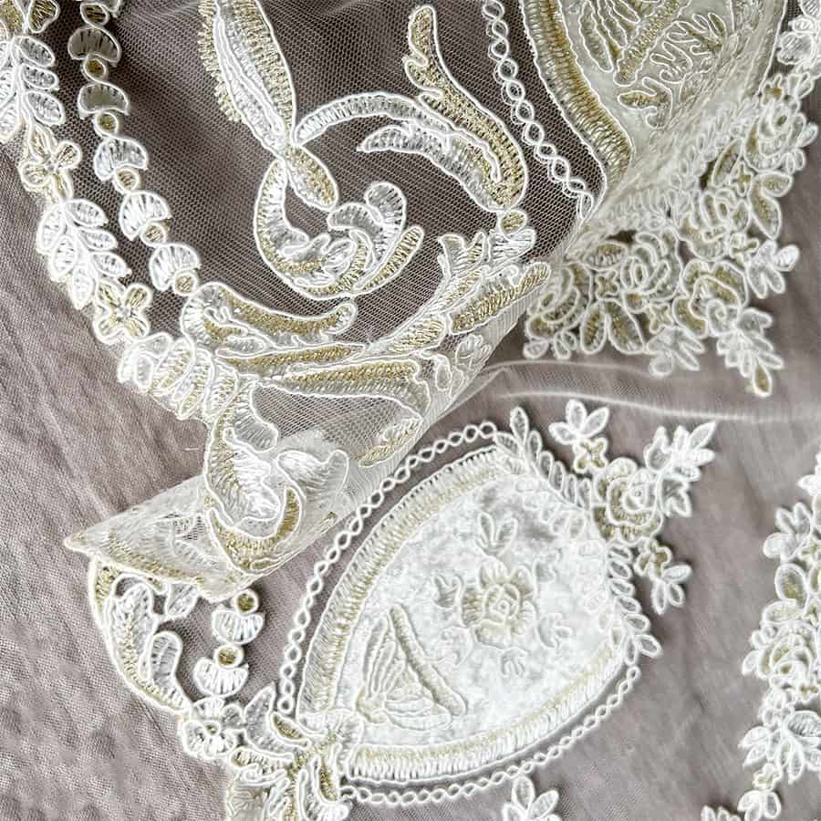 【送料無料レース】フレンチ レース テーブルセンター 40x76cm