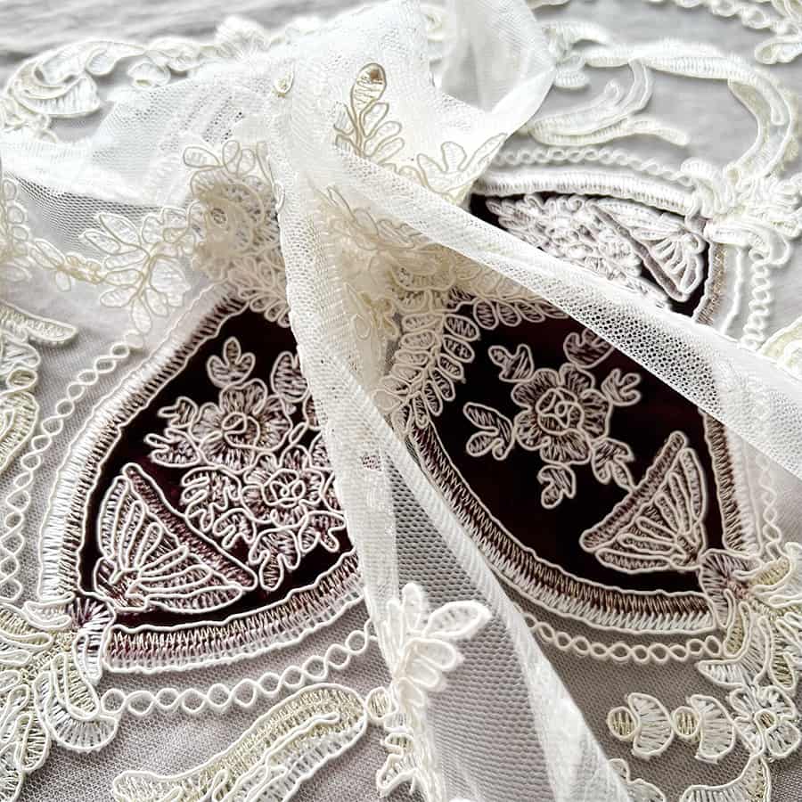 【送料無料レース】フレンチ レース テーブルセンター 40x76cm