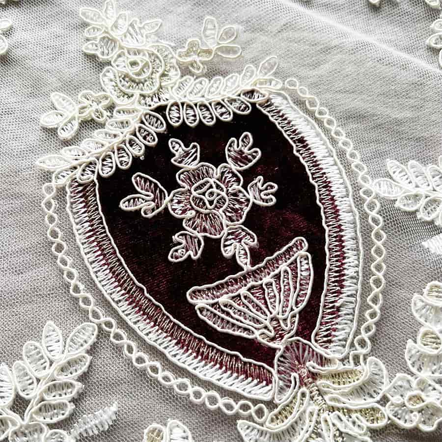 【送料無料レース】フレンチ レース テーブルセンター 40x76cm