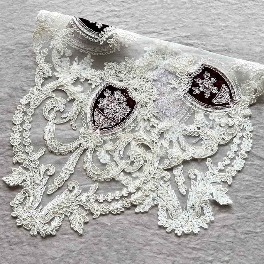 【送料無料レース】フレンチ レース テーブルセンター 40x76cm