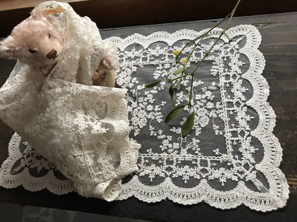 maria veil ドイリー