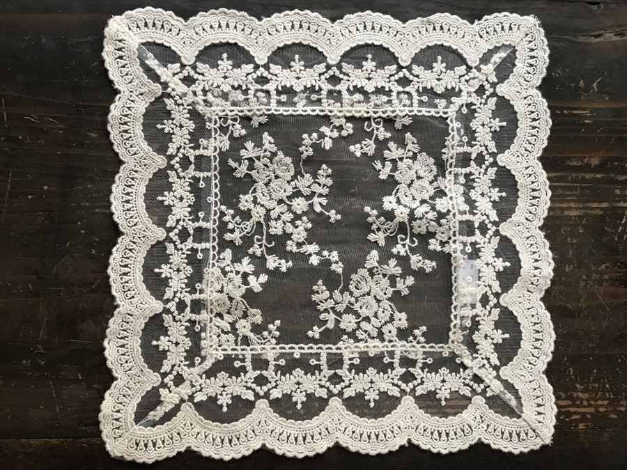 maria veil ドイリー