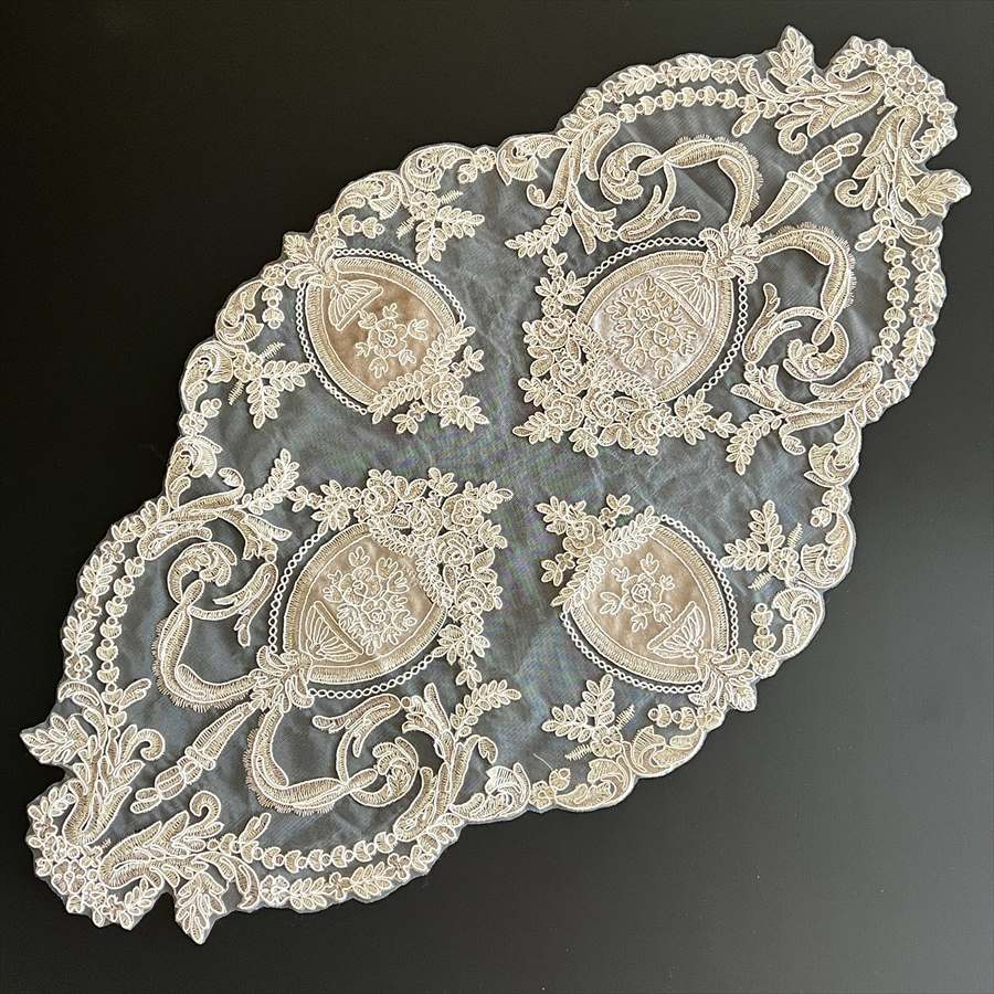 テーブルセンター 78×44cm レース ベージュ