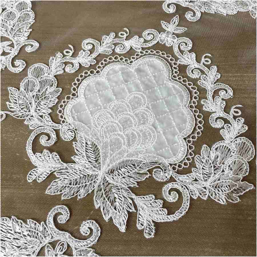 【送料無料レース】ドイリー40×40cm イタリアンレース ホワイト テーブルセンター