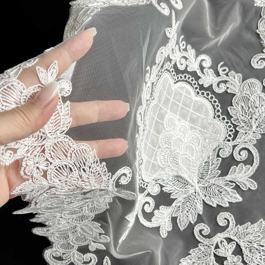 【送料無料レース】ドイリー40×40cm イタリアンレース ホワイト テーブルセンター