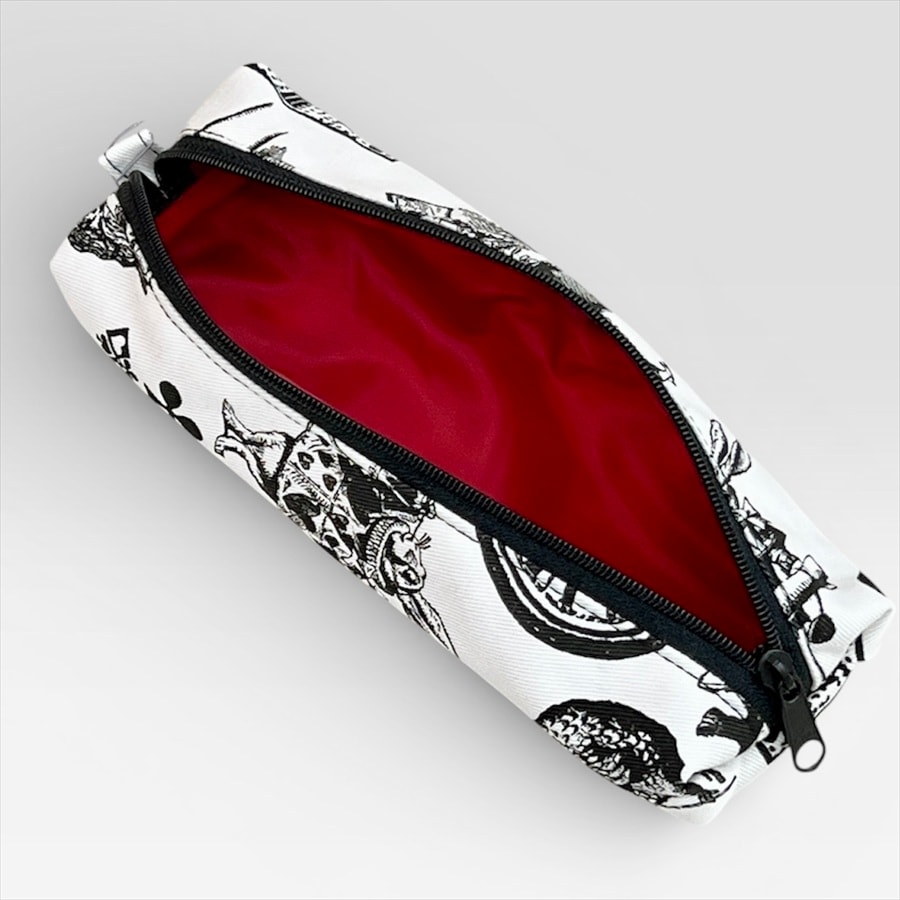 日本製 不思議の国のアリス マルチプリントペンケース