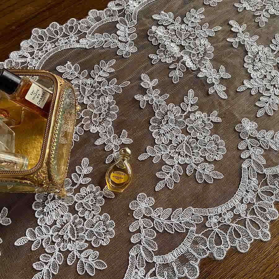 ブランシャルムシリーズ  テーブルランナー 40x180cm