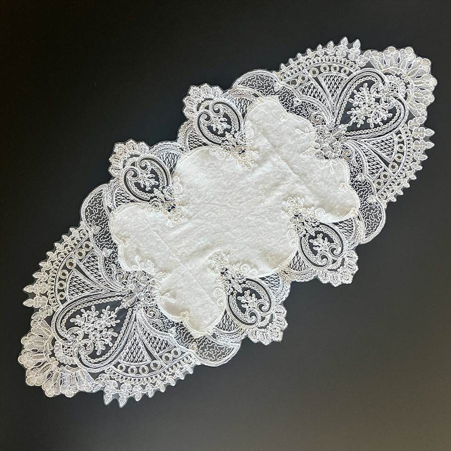 イタリアンレース テーブルセンター 42×86cm 
