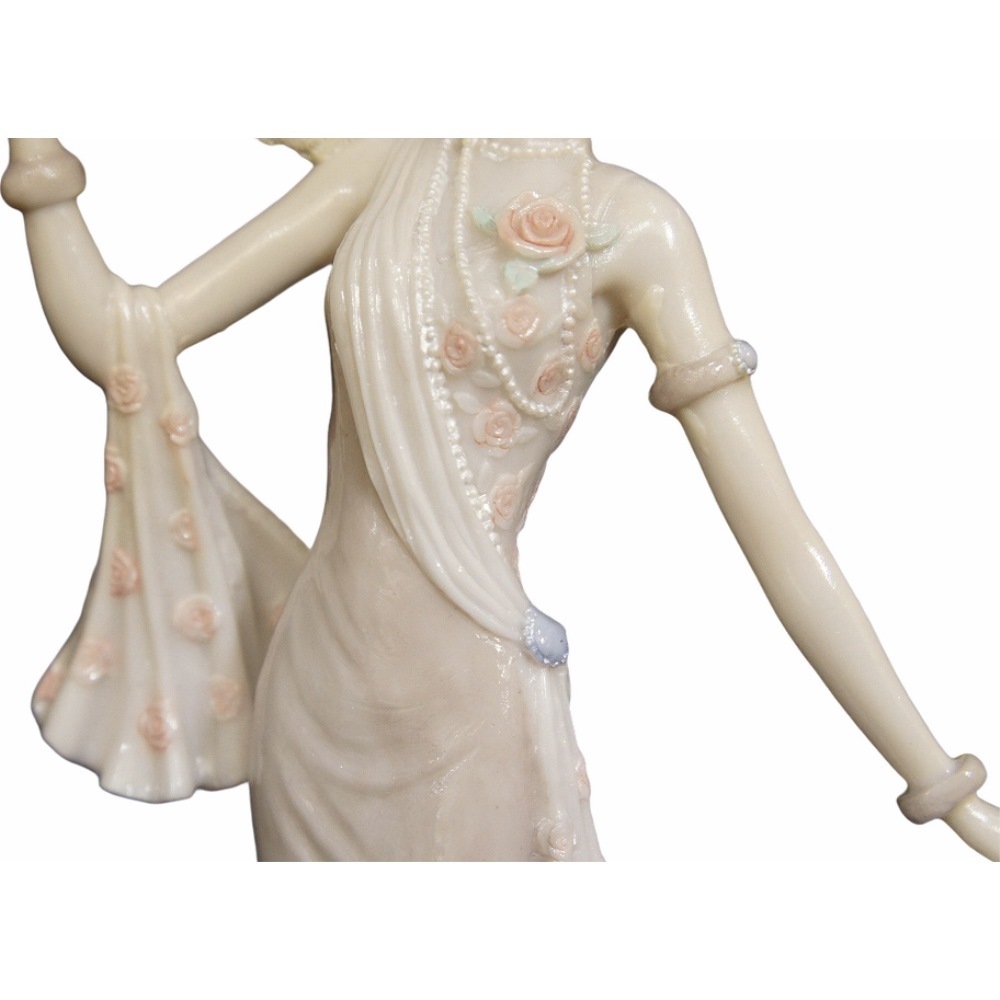 【半額セール!6600円→3300円】エレガント人形☆扇子で舞う貴婦人