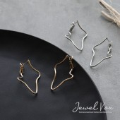 ニュアンスライン ピアス