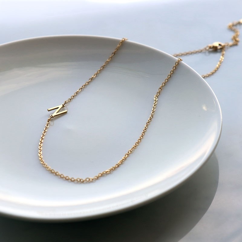 サージカルステンレス イニシャルネックレス | JewelVOX