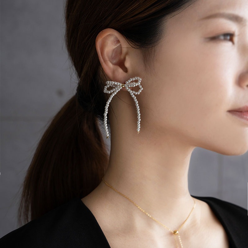 よりどり3点対象】ミニパールリボン ピアス | JewelVOX（ジュエル