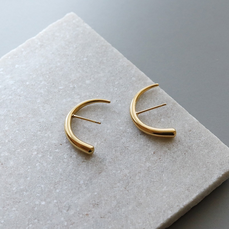 サージカルステンレス カーブライン ピアス | JewelVOX