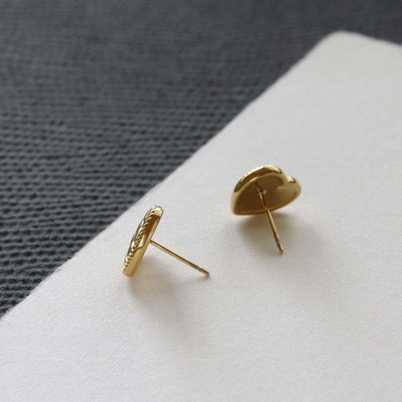 よりどり3点対象】サージカルステンレス キルティングハート ピアス