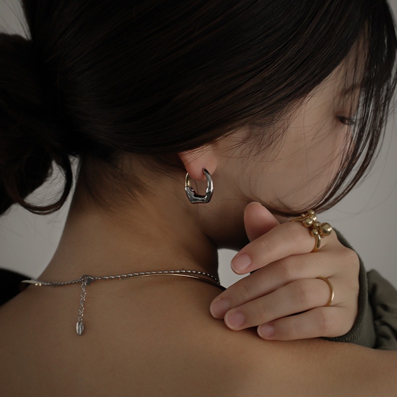 ステンレス ニュアンスフォルム 変形フープピアス | JewelVOX