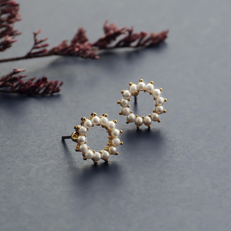 プチ パール サークル ピアス | JewelVOX（ジュエルボックス
