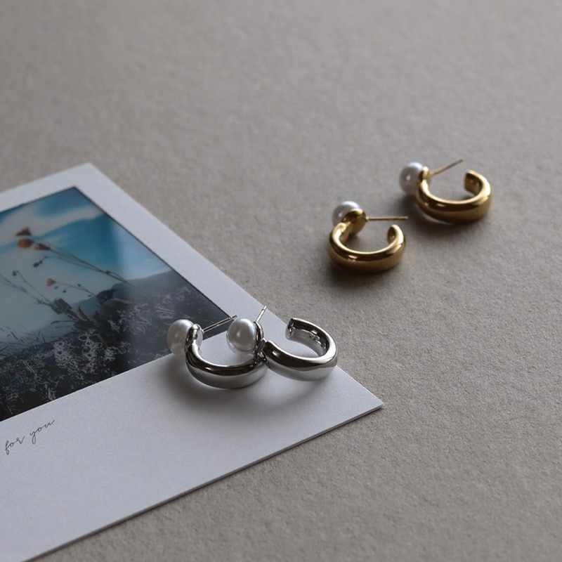 ステンレス パール ハーフフープ ピアス | JewelVOX（ジュエルボックス
