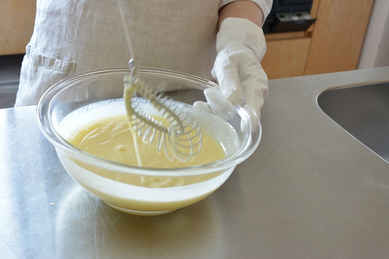 手作り石けんオイルミックス 500g 作り方付 ゆうパケットok 手作り石鹸の材料 道具 作り方 手作り石けんオイルミックス 手作り 石けん 材料道具店 Tecoloてころ