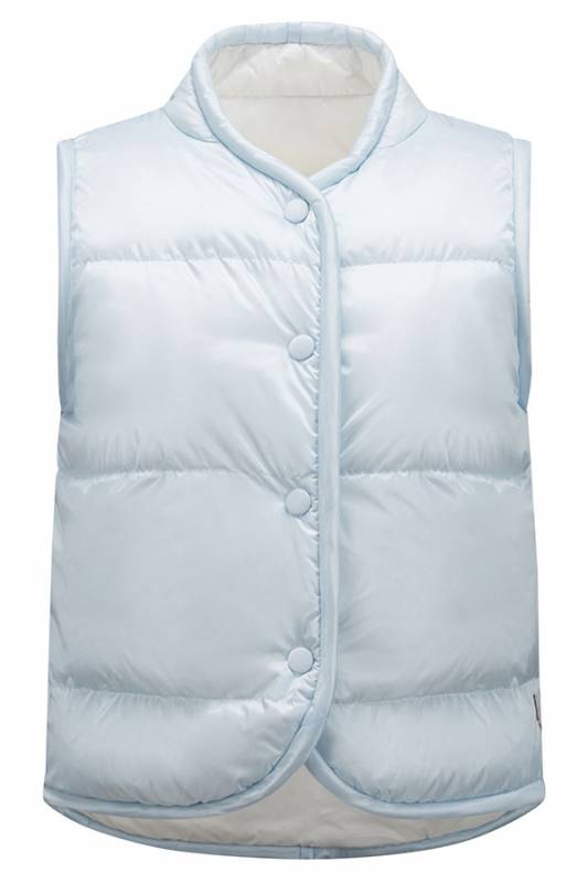 MONCLER ナイロンベスト　レディース　サイズT2 日本製正規品4回程度使用 MONCLER ナイロンベスト レディース サイズT2 日本製正規品4回
