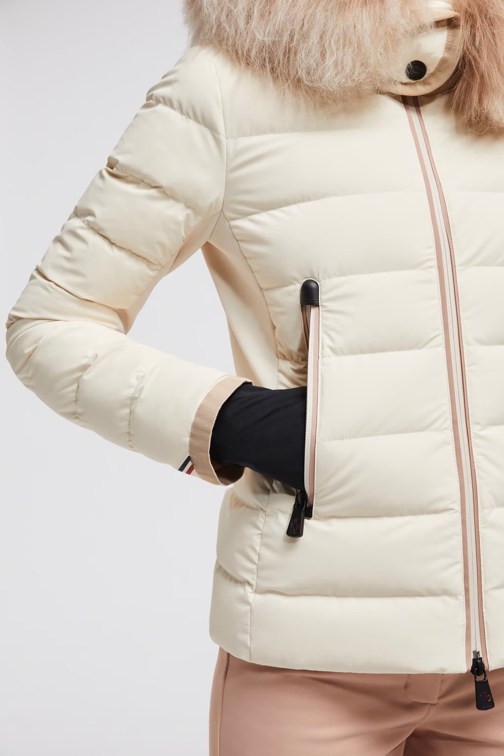 MONCLER GRENOBLE ��󥯥졼�� ����Ρ��֥� ��ǥ����� ���㥱�å�  098-1A00047-5399D LAMOURA HOODED SHEARLING SHORT DOWN JACKET 060 WHITE IVORY