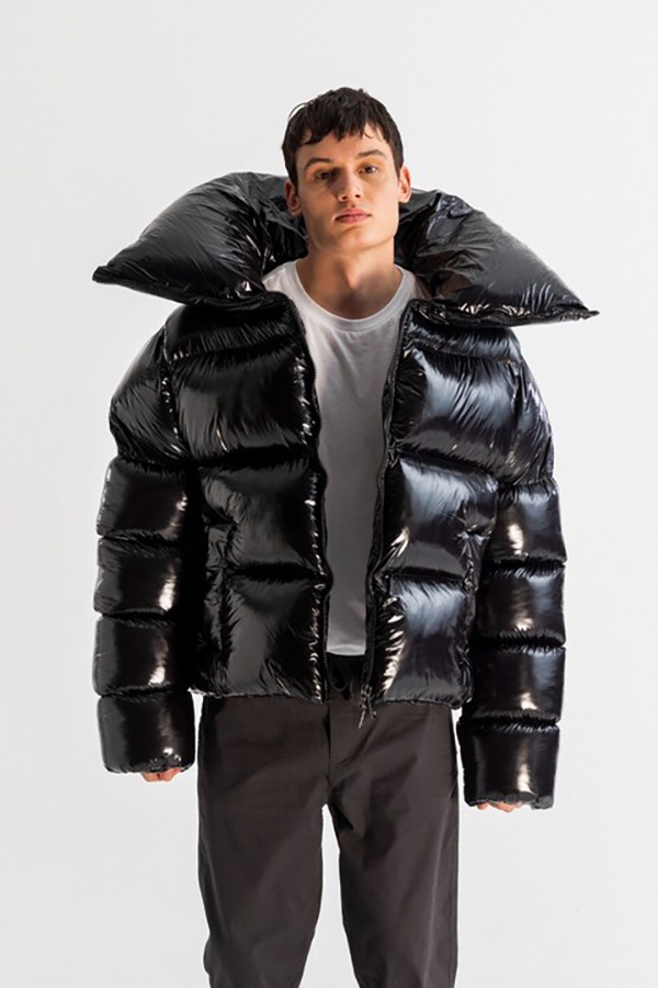 ��SALE 60%��XUMU ���� ���㥱�å� Super glossy black giant puffer coat BLACK