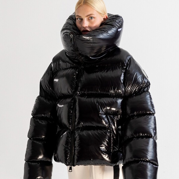 ��SALE 60%��XUMU ���� ���㥱�å� Super glossy black giant puffer coat BLACK