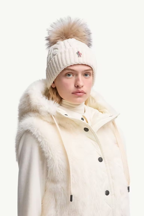 MONCLER GRENOBLE ��󥯥졼�� ����Ρ��֥� ��ǥ����� ������ �˥åȥ���å� 098-3B00011-A0069 HAT 002