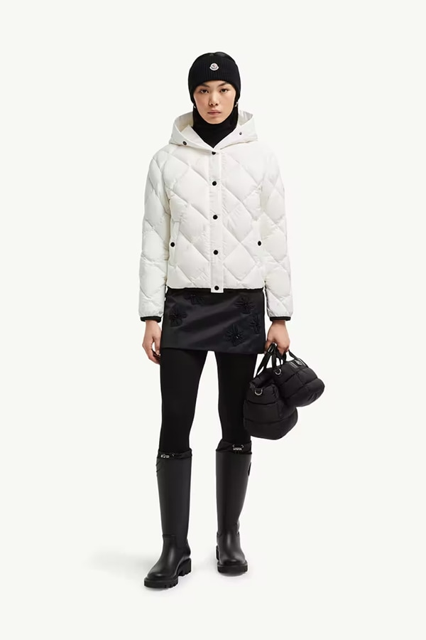 MONCLER AUDREY オードリー　タグ付き12a大人00サイズ　美品 MONCLER モンクレール レディース ジャケット 093-1A00254-53A5E
