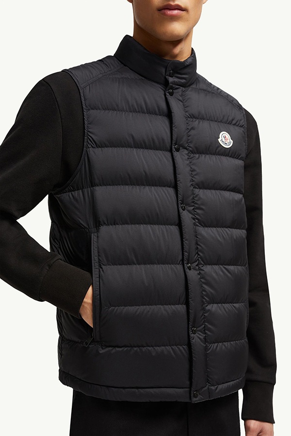 MONCLER ��󥯥졼�� ��� �٥��� 091-1A00078-597YD BARTHE VEST 999