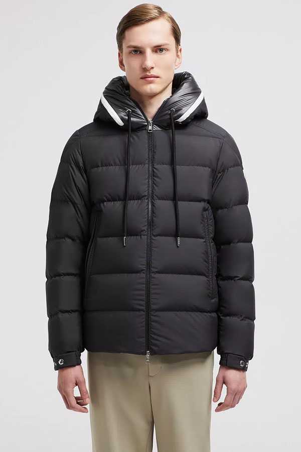 MONCLER ever サイズ1 S〜M相当　ダウンジャケット 楽天市場】モンクレール ダウン メンズ（サイズ（S/M/L）S）の通販