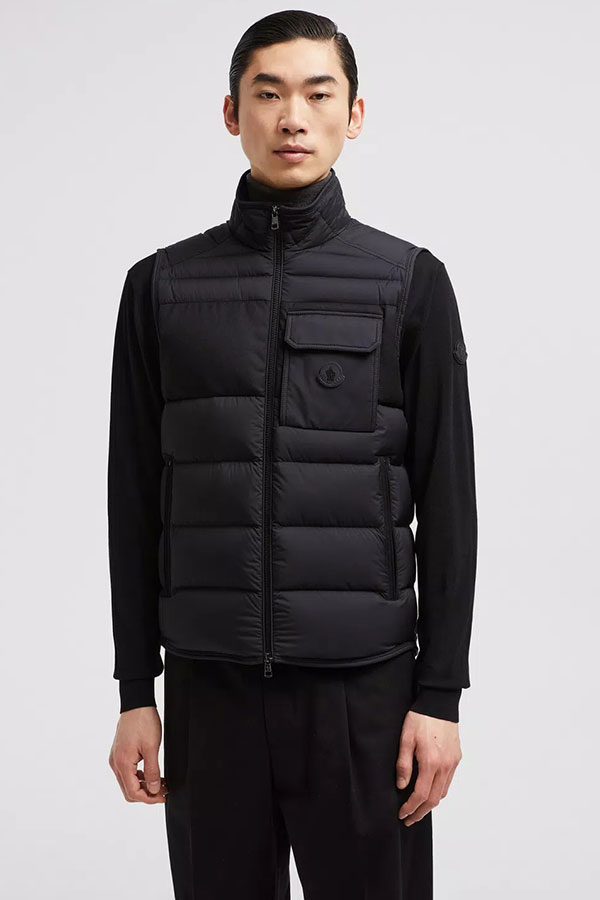 新品Sサイズ　モンクレールMONCLER CENISベスト 楽天市場】モンクレール ダウン ダウンベスト チェニス CENIS