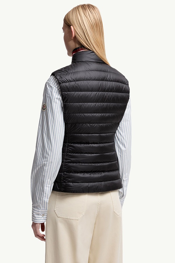 MONCLER ��󥯥졼�� ��ǥ����� �٥��� 093-1A00087-597YF IGENS VEST 999