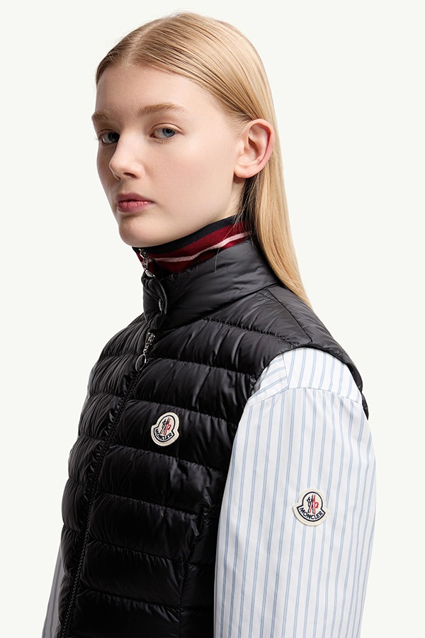 MONCLER ��󥯥졼�� ��ǥ����� �٥��� 093-1A00087-597YF IGENS VEST 999