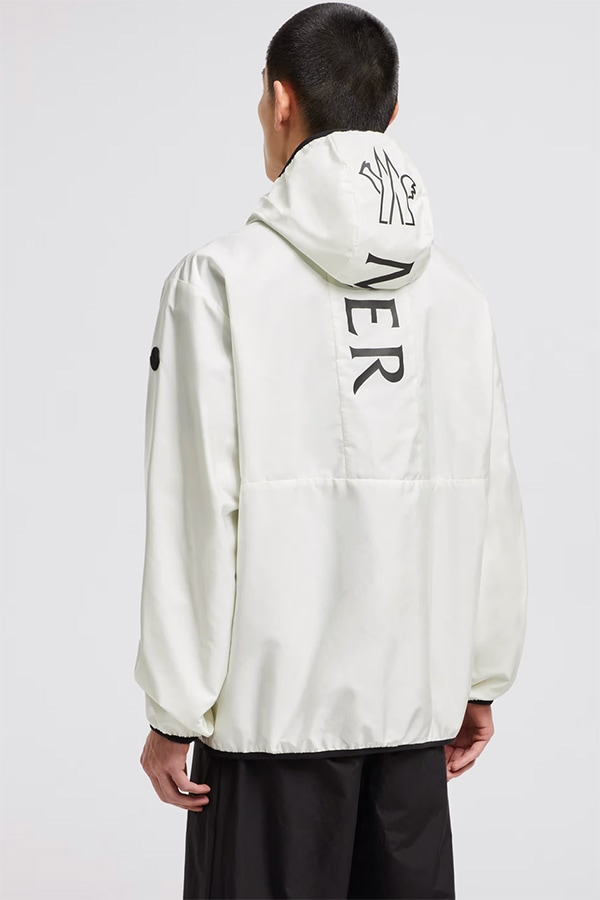 【ひ〜ちゃん様】MONCLER ホワイト ナイロンパーカー　12anni ひ〜ちゃん様】MONCLER ホワイト ナイロンパーカー 12anni ひ