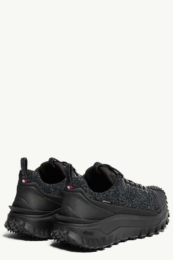 4*9様 モンクレール MONCLER モンクレール メンズ スニーカー 09A-4M00020-M9888 TRAILGRIP