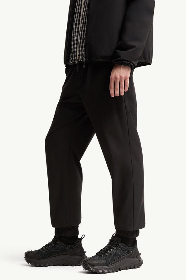 MONCLER モンクレール メンズ スニーカー 09A-4M00020-M9888 TRAILGRIP