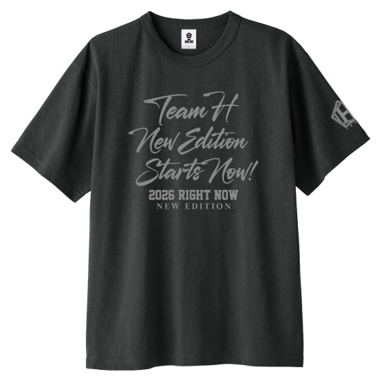 8月入荷予定】メッセージTシャツ（スモークブラック） TEAM H 2026