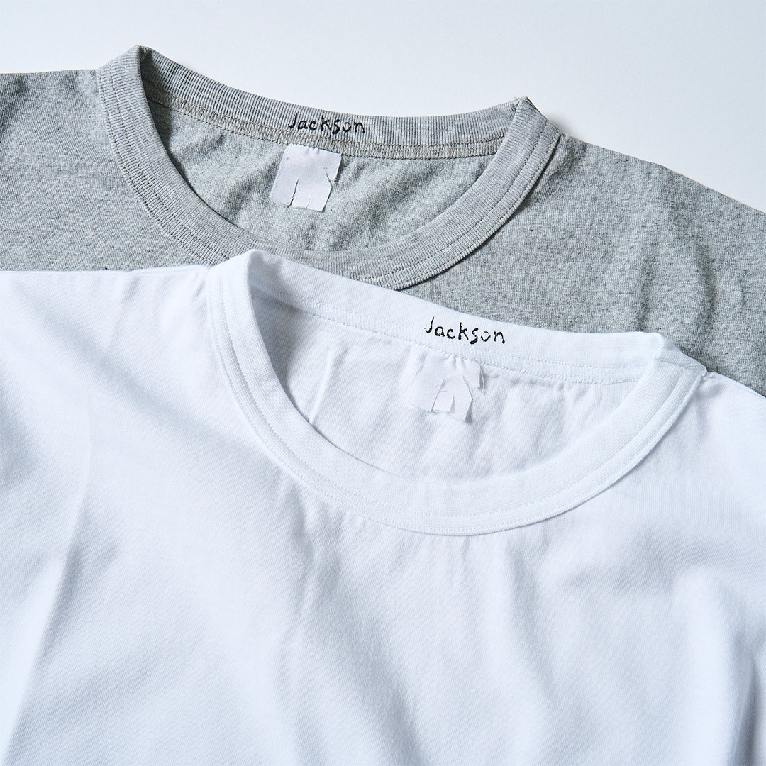 Plain T-shirt