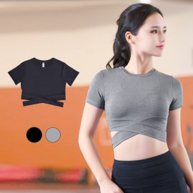 Tシャツ スポーツウェア トップス レディース 春夏秋冬 新作 半袖 へそ出し タイト ウエストクロス ショート丈 スポーティー おしゃれ 大人可愛い フィットネス ヨガ ジム 韓国風 ブラック 黒 グレー 灰 S M L XL JOCOSA 8731 送料無料 即納