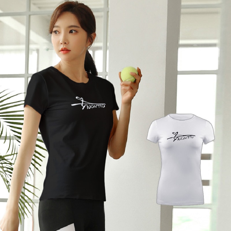スポーツウェア トップス Tシャツ 韓国ファッション 韓国 半袖 レディース フィットネス ヨガ ジム 伸縮 おしゃれ シンプル ロゴ ワンポイント 春 夏 秋 冬 新作 ブラック 黒 ホワイト 白 S M L XL JOCOSA 8740
