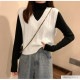 ニットベスト トップス Vネック 韓国ファッション 韓国 秋服 大人 オフィスカジュアル シンプル ストリート レディース 春 夏 秋 冬 新作 ブラック 黒 ホワイト 白 グレー 灰 イエロー 黄 ブラウン 茶 ブルー 青 アイボリー フリーサイズ JOCOSA 7038