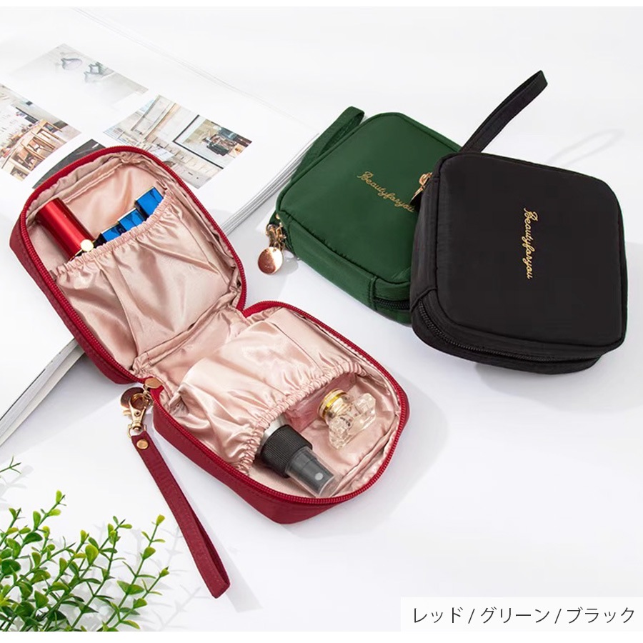 化粧ポーチ 撥水 サニタリー メイクポーチ 小物入れ サニタリーポーチ 生理用品 ナプキンポーチ ナプキン 化粧品 コスメ 収納 リップ メイク道具 おしゃれ シンプル ワンポイント ロゴ 裏地付き 新作 ブラック 黒 グリーン 緑 レッド 赤 ミントグリーン ピンク JOCOSA 9036