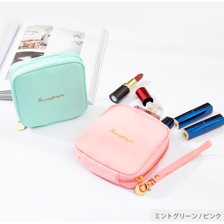 化粧ポーチ 撥水 サニタリー メイクポーチ 小物入れ サニタリーポーチ 生理用品 ナプキンポーチ ナプキン 化粧品 コスメ 収納 リップ メイク道具 おしゃれ シンプル ワンポイント ロゴ 裏地付き 新作 ブラック 黒 グリーン 緑 レッド 赤 ミントグリーン ピンク JOCOSA 9036