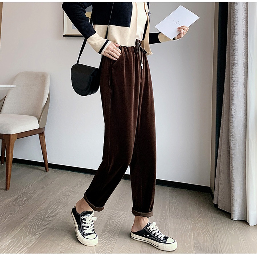 テパードパンツ レディース 春夏秋冬 新作 ズボン ボトムス ルームウェア ウエストゴム リブ コーデュロイ ベロア サイドポケット ロング リラックス 大人 可愛い かっこいい おしゃれ 韓国 韓国風 ブラック 黒 ダークグリーン 緑 アイボリー ブラウン 茶 MLXL JOCOSA 8174